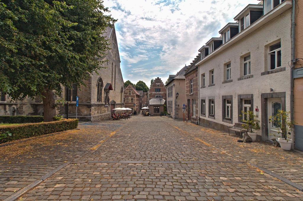 Ferienwohnung Het Begijnhof Tongeren Center Exterior foto